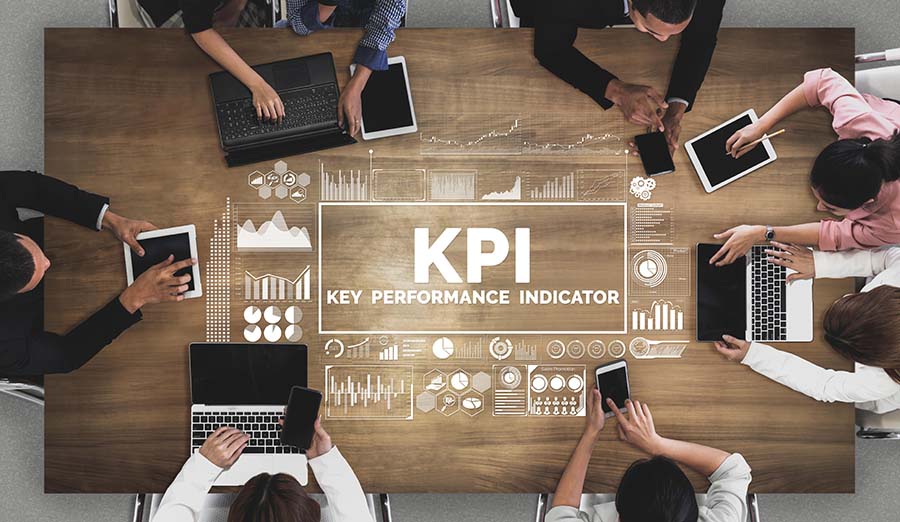 コールセンターの目標設定に用いるKPIとは?設定のポイントや例を解説