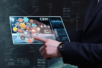 Dynamics CRMの特徴とは?営業支援システムの選び方を解説