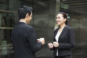名刺管理とCRMの違いを比較 | 機能とメリット・デメリット