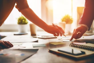 営業プロセスを標準化して営業力を強化！標準化の目的やその意義とは？
