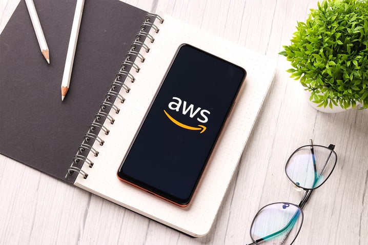 【2025年最新版】AWSの生成AIまとめ|料金やユースケースもご紹介