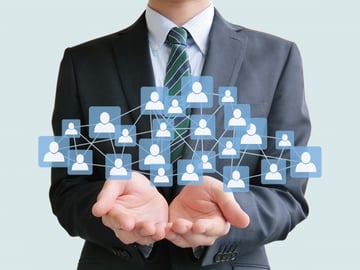 データプラットフォームとは?データプラットフォームのメリットや導入のポイントを解説