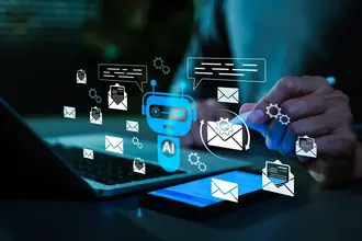 メール誤送信対策、Outlookの標準機能だけで足りる？AI診断機能を搭載した仕組も解説