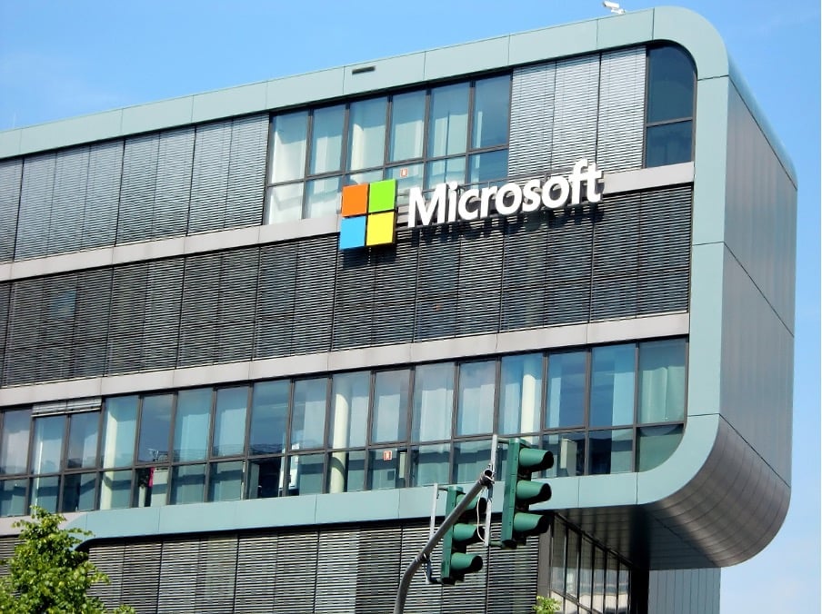 Azure Batch とは