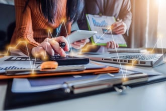 データ分析の基礎知識とは？初心者でも簡単にわかるガイド