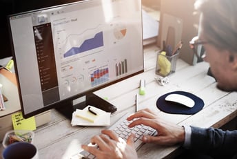 データ分析の方法とは?具体的な実施手順と手法を徹底解説