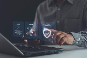 多要素認証と二段階認証の違いとは?例を交えて分かりやすく解説