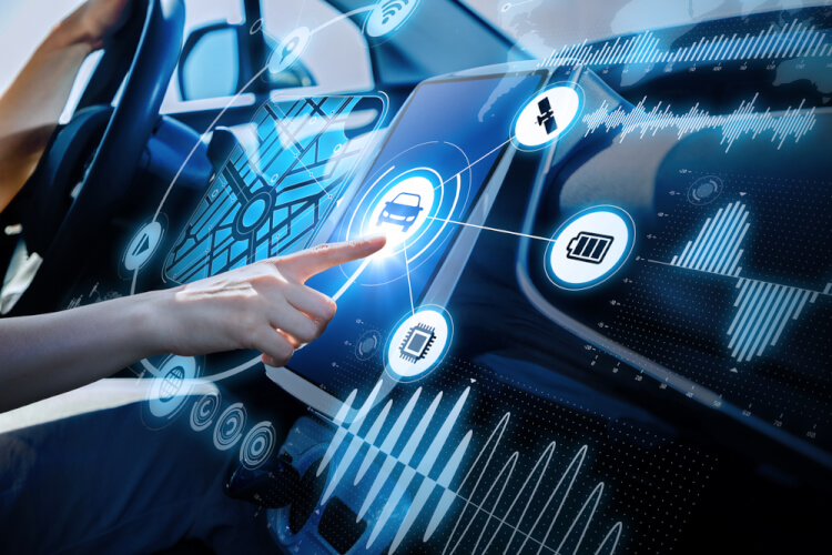 自動車業界でのIoT活用のメリットと課題とは？ 活用事例を紹介