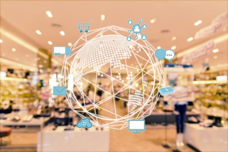 Consideration of retail stores and EC in omnichannel strategy