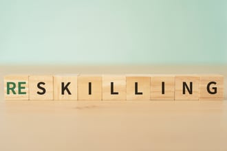 リスキリングとは?DXに対応できる人材育成の鍵を詳しく解説
