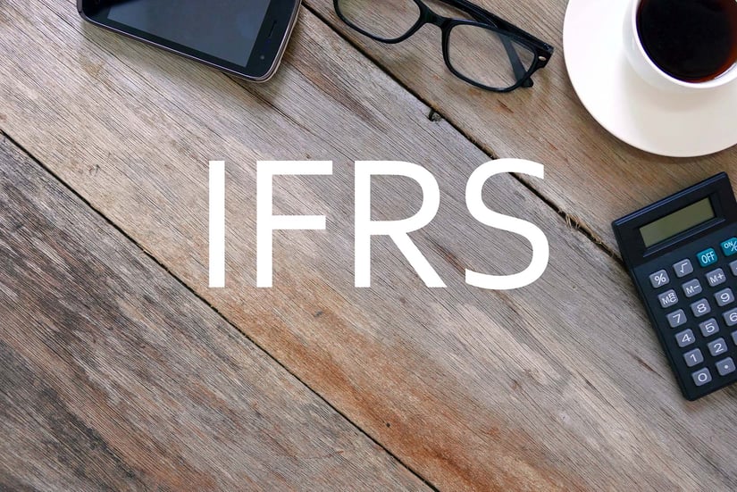 国際会計（IFRS）とは？導入のメリットや日本会計基準との違いは？