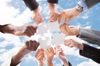Office 365で情報を共有すると、ビジネスはコウ変わる