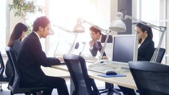 働き方改革とは? 必要性やポイントのほか取組事例も解説