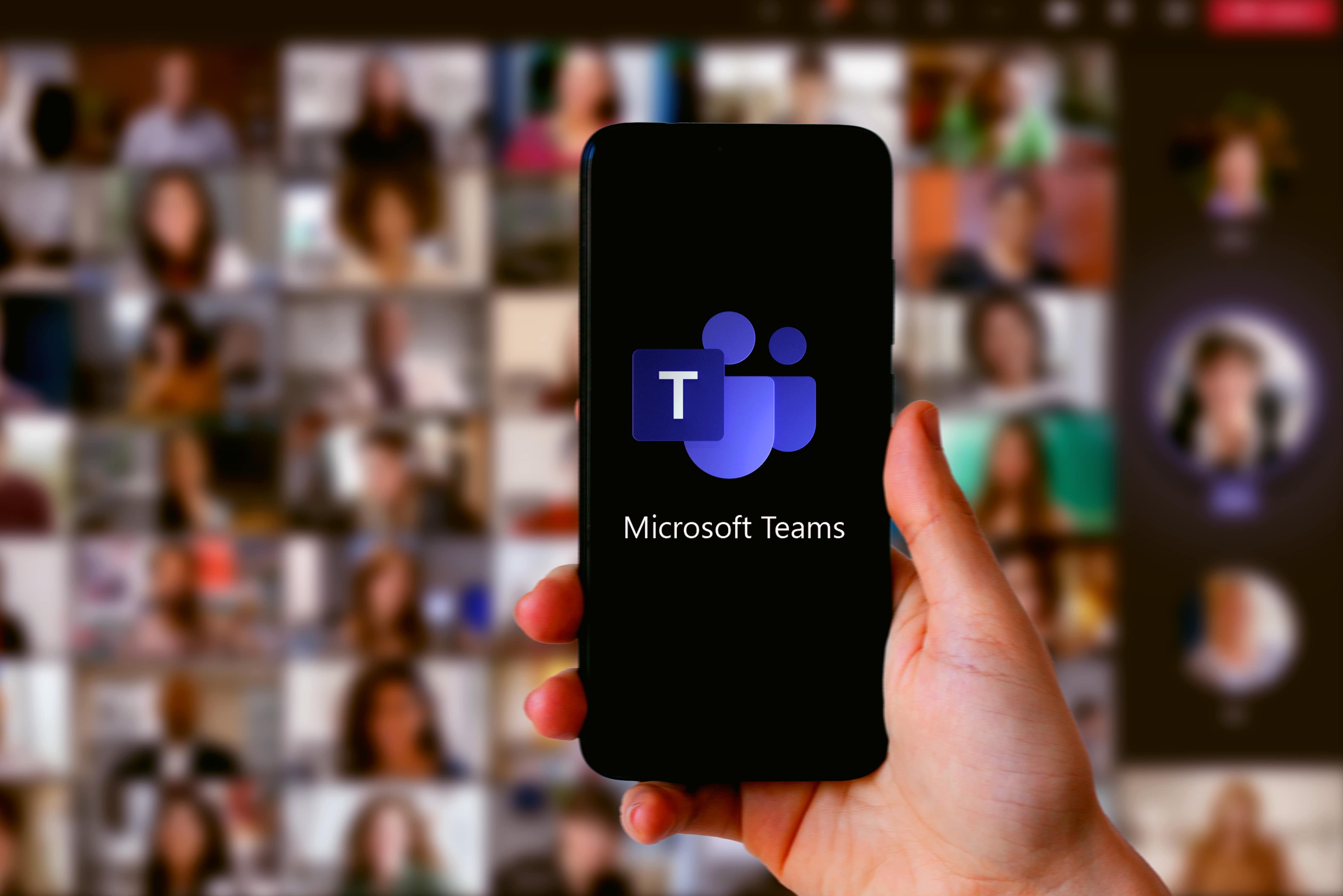 Microsoft Teamsを活用できることは？便利な機能や事例も紹介