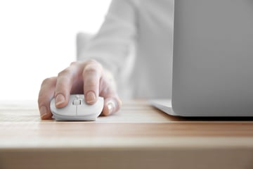 Surfaceマウスの種類や接続できない場合のリカバリ方法とは?便利な機能もご紹介