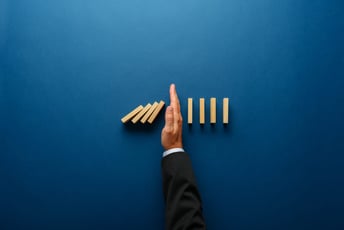 Webポータルで内部リスクを可視化するマネジメントのノウハウ