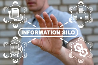 データのサイロ化はなぜ起こる?原因や問題点、解消方法を解説