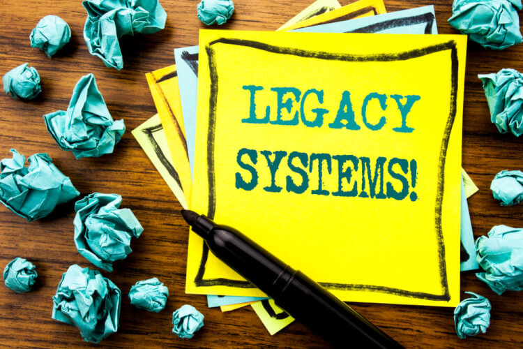 レガシーシステムの問題点とは？