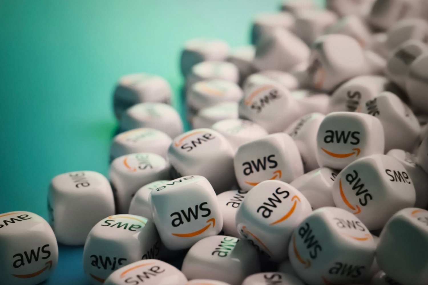 AWSのストレージの種類とは？S3やEBSなど各サービスを比較