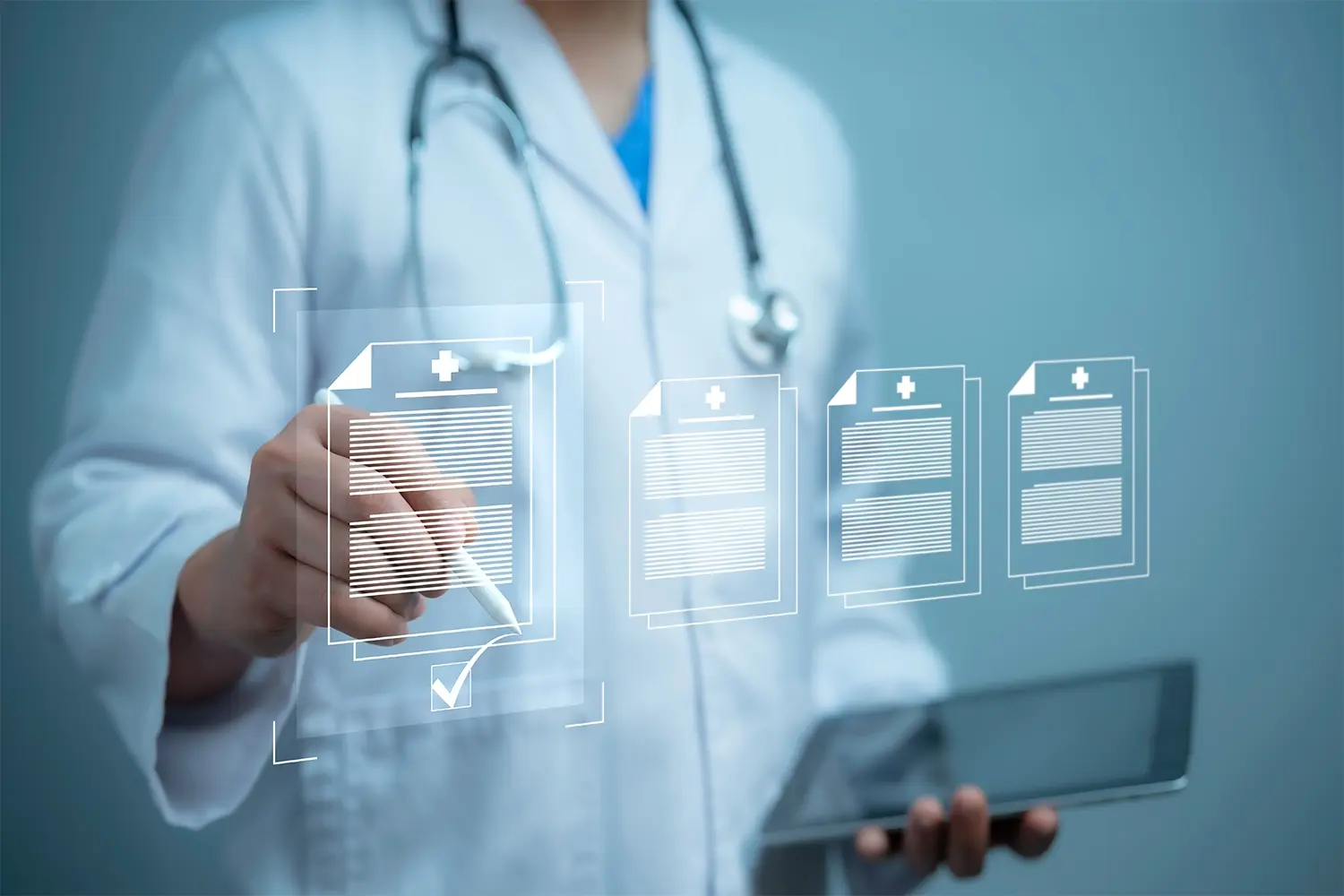 医療文書とは?定義と種類、作成時や保管時の注意点を紹介