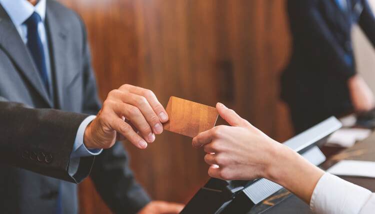 来訪者管理・会議室予約・受付システムの導入事例とその効果